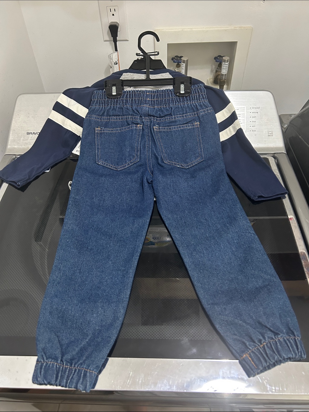 Boys 4t 2 Piece Set New Nwt Jogger Style Stretch Waist Jeans Henley Top Shirt — image 4 of 4